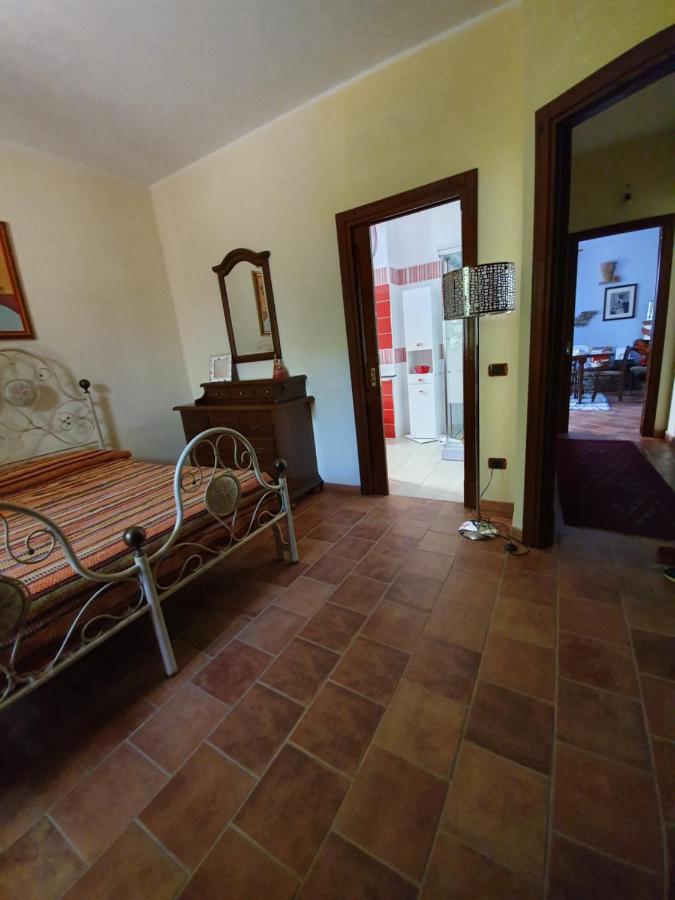 Agrifoglio B&B Con Giardino Aritzo Exterior foto