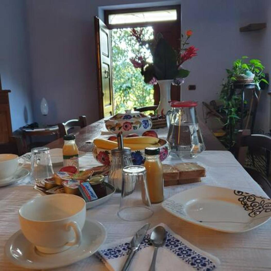 Agrifoglio B&B Con Giardino Aritzo Exterior foto
